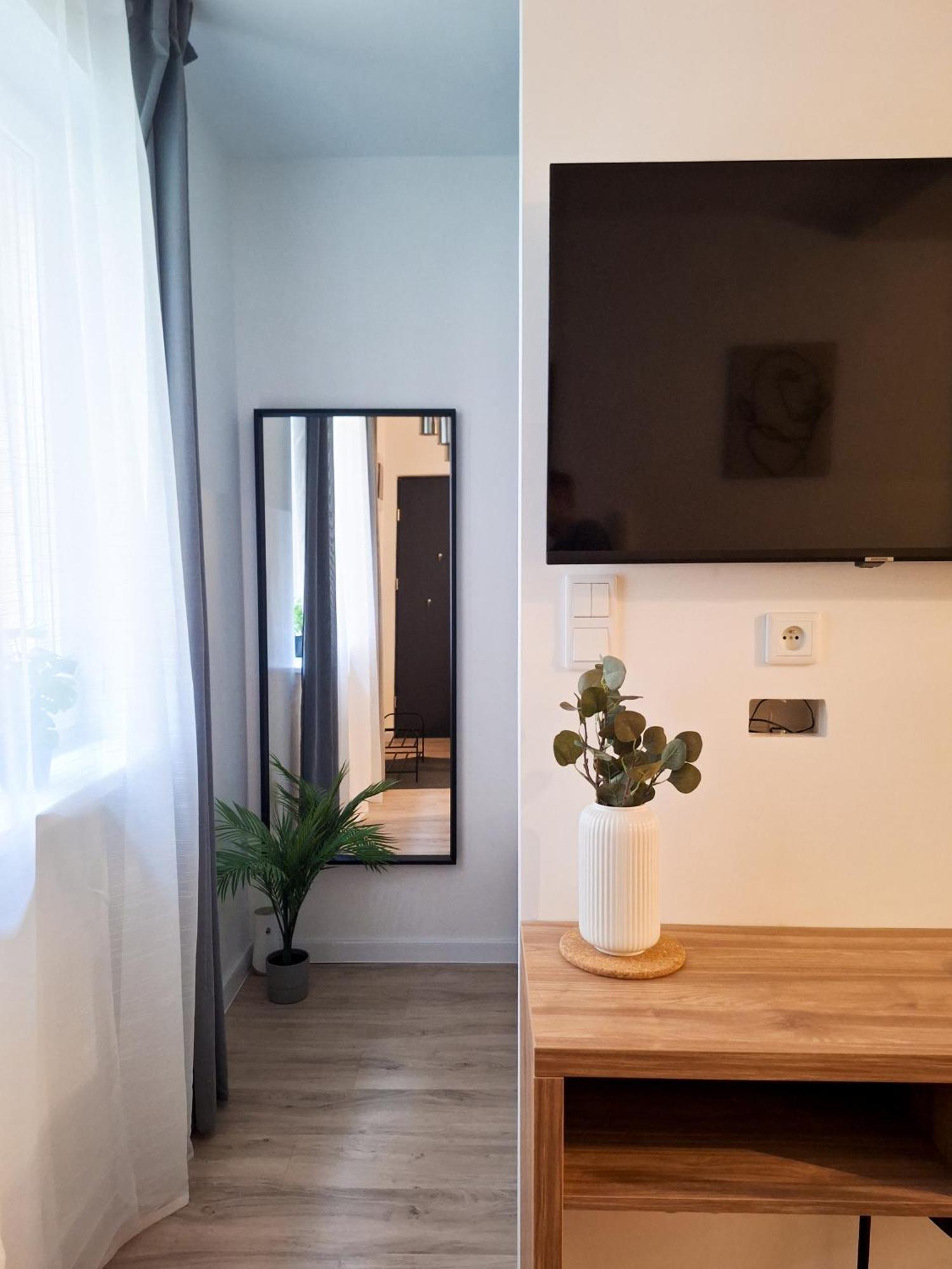 Cozy Studio For Couples - Cracow City Heart Cracovia Esterno foto